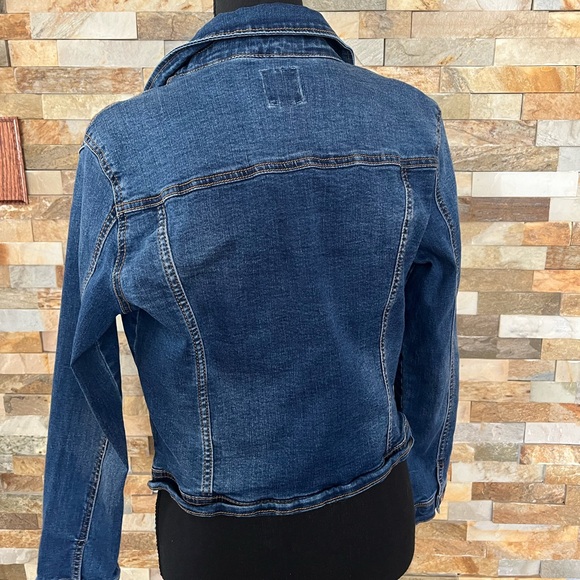 Kensie Jeans Woman’s Jean Jacket - Picture 3 of 5